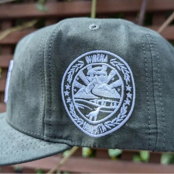 Urban Style Olive Green Cap with Embroidered Logo - Picture 2 of 4